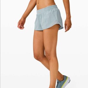 Lululemon Hotty Hot 2.5” Shorts